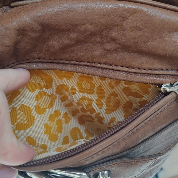 Perlina Genuine Leather Shoulder bag - Picture 6 of 13